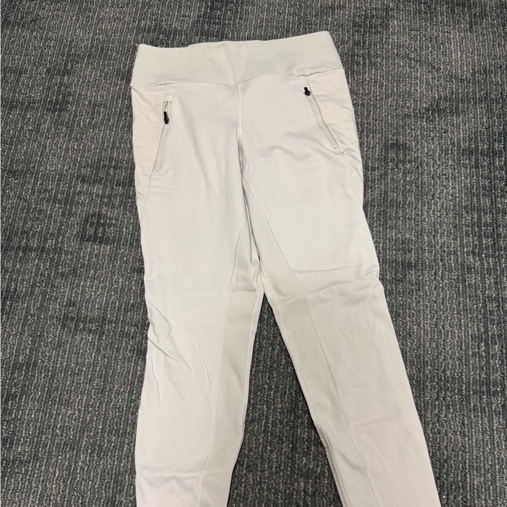 Light Grey Fleece-Lined Leggings for Skiing & Winter Activities
